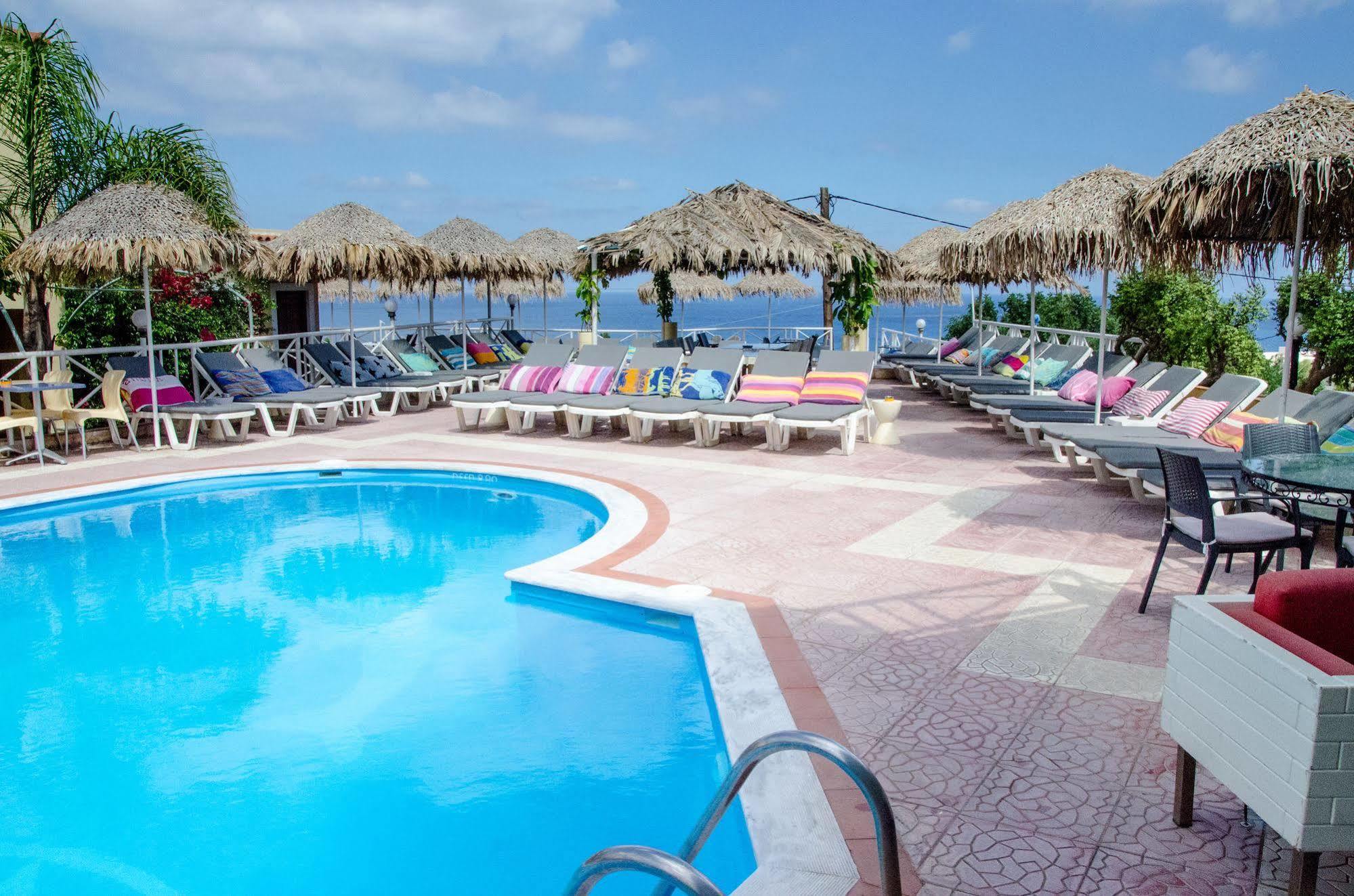 Sun Club Olympia Apartment แอร์ซอนิสซอส ภายนอก รูปภาพ