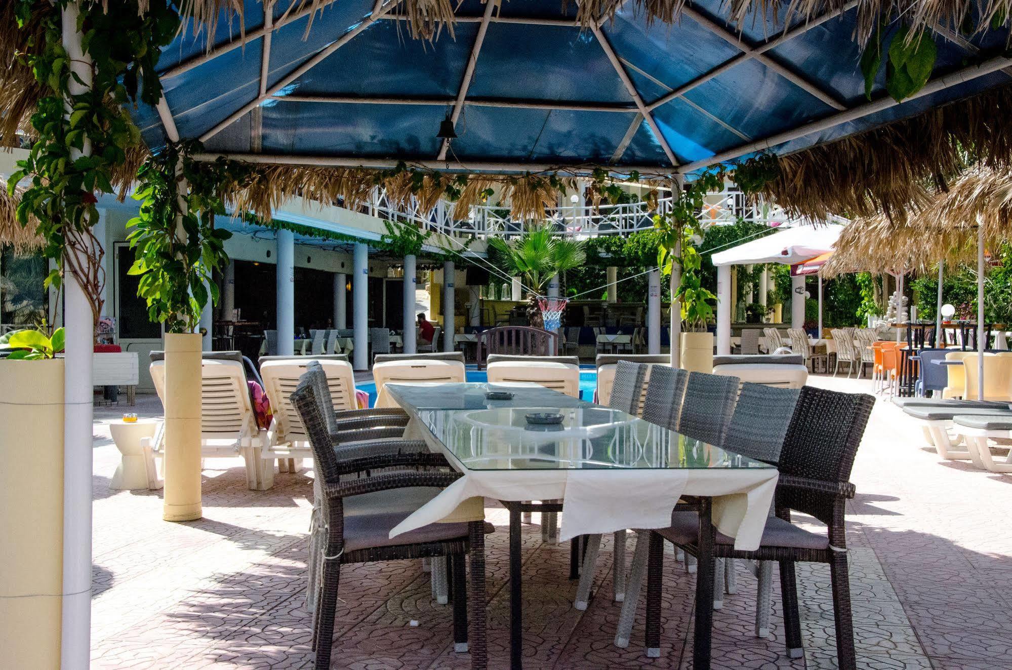 Sun Club Olympia Apartment แอร์ซอนิสซอส ภายนอก รูปภาพ